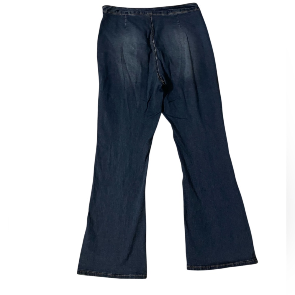 Venus Slit Bootcut Jeans Size 16–Medium/Dark Wash,Flat Front Panels, Side Zipper - Picture 3 of 12